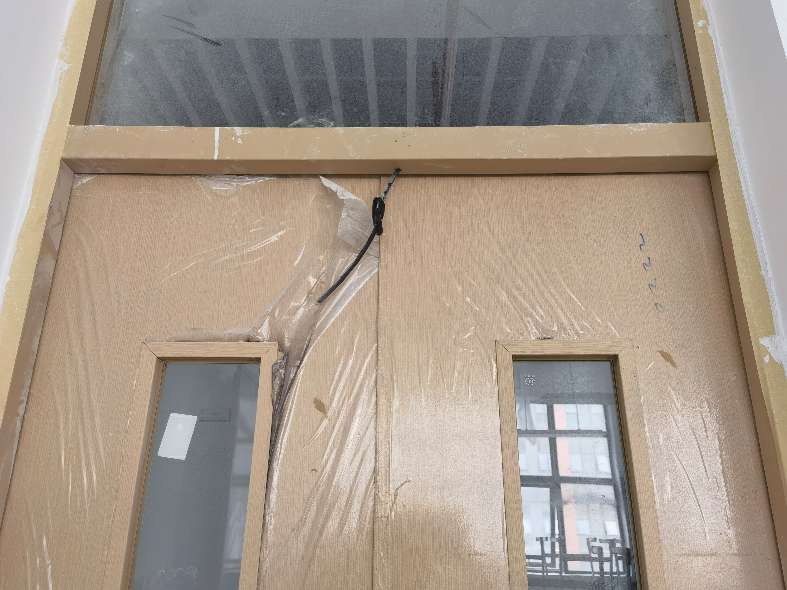 找产品：智能锁
