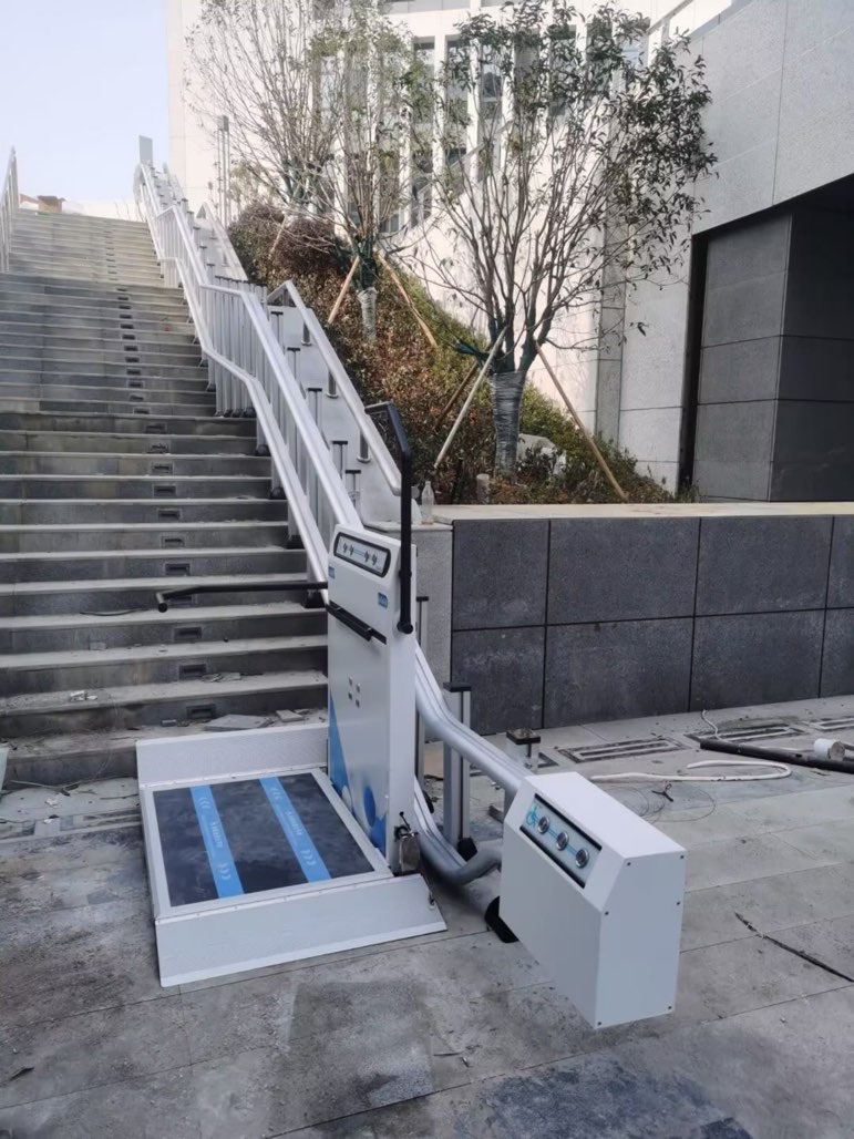 找产品：座椅电梯