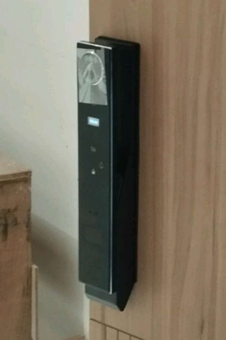 找产品：CLP-LK-1804智能门锁