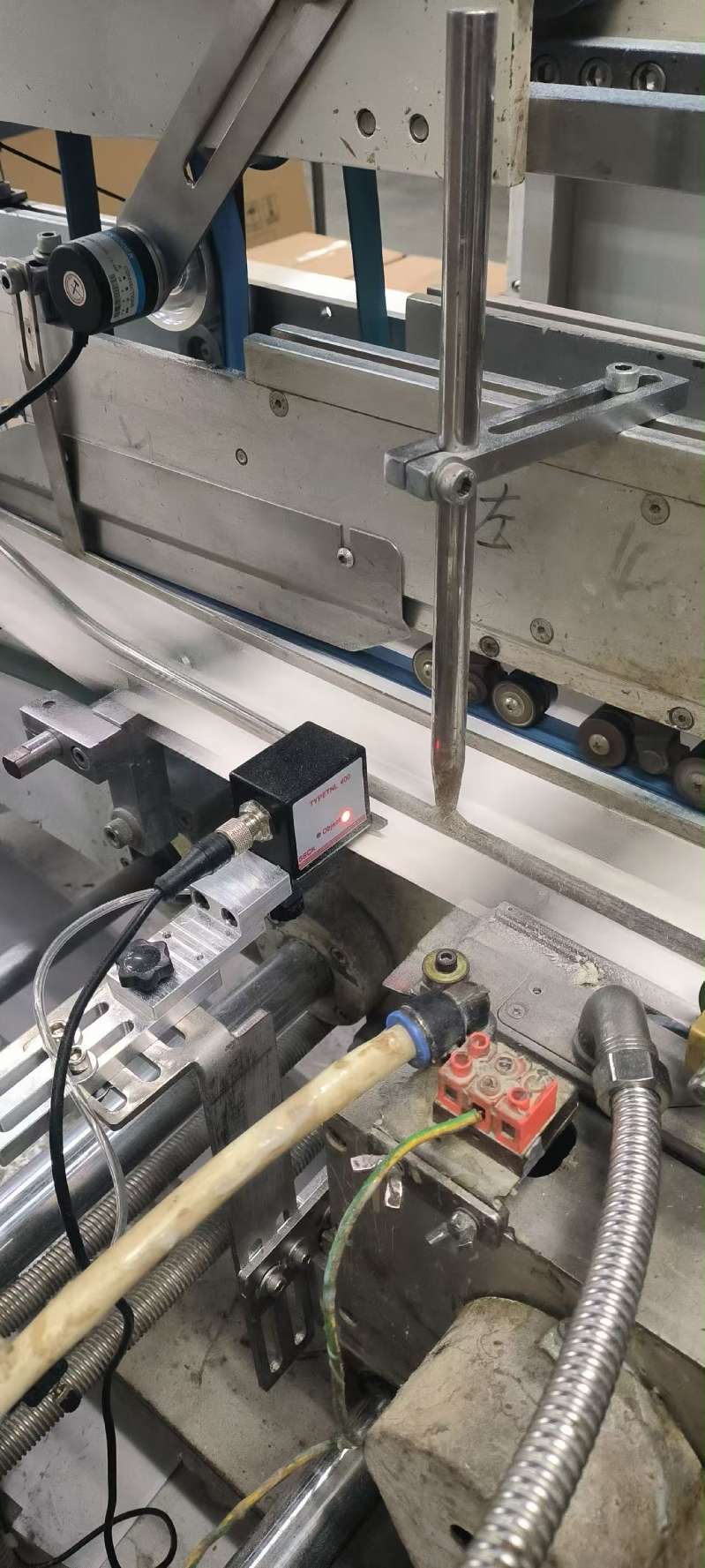 找产品：粘合传感器