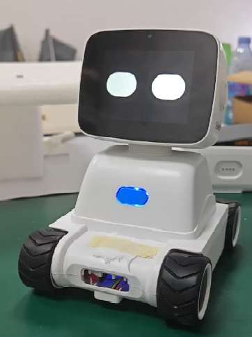 找方案/模组：桌面陪伴机器人