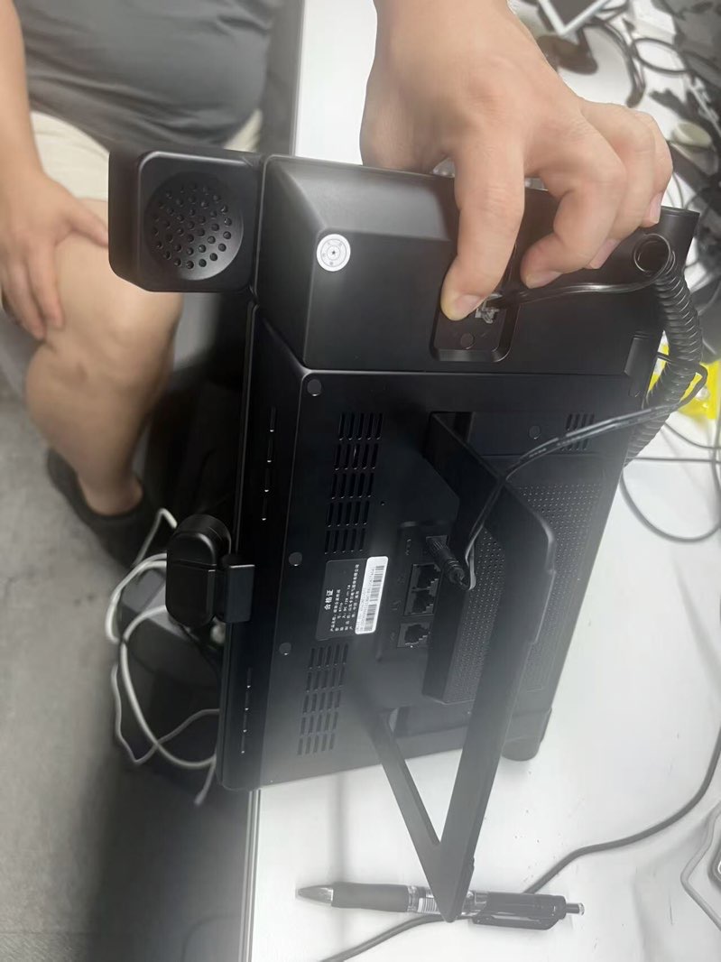 找产品：智能电话